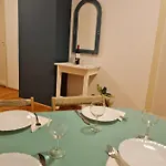 Tulipanvendeghaz Gasthof 3*