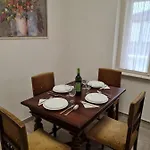 Tulipanvendeghaz Gasthof 3*
