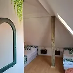 Tulipanvendeghaz Keszthely