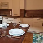 Tulipanvendeghaz 3*