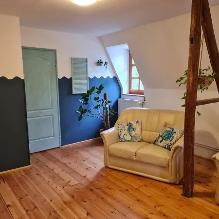 Tulipanvendeghaz Penzion 3*