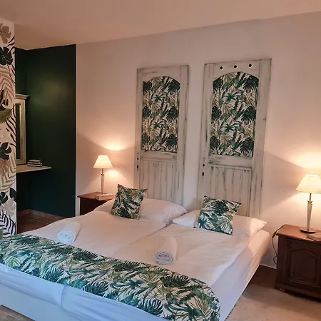 Tulipánvendégház 3* Keszthely