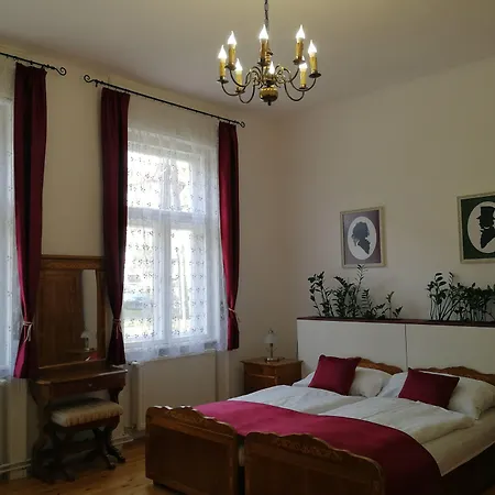 Tulipanvendeghaz Guest house Keszthely