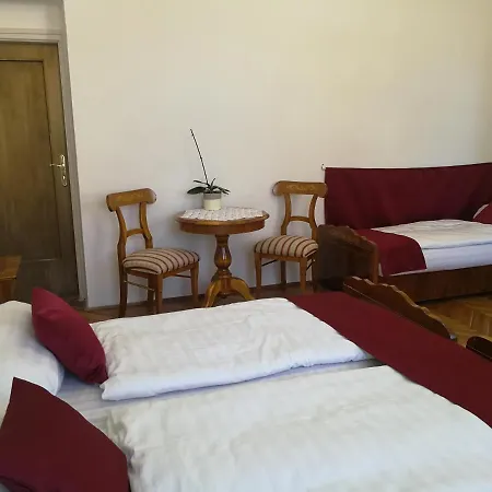 Pensión Tulipánvendégház 3*