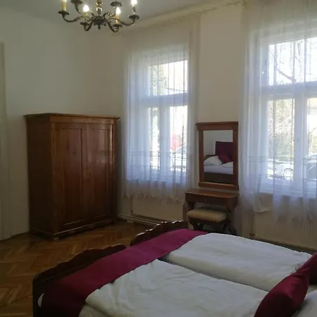 Tulipánvendégház 3*
