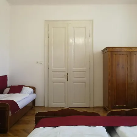 Pensión Tulipánvendégház Keszthely