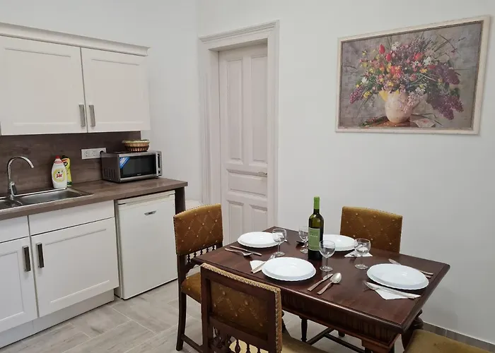 Tulipánvendégház 3*