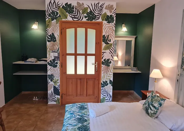 Tulipánvendégház Casa de hóspedes