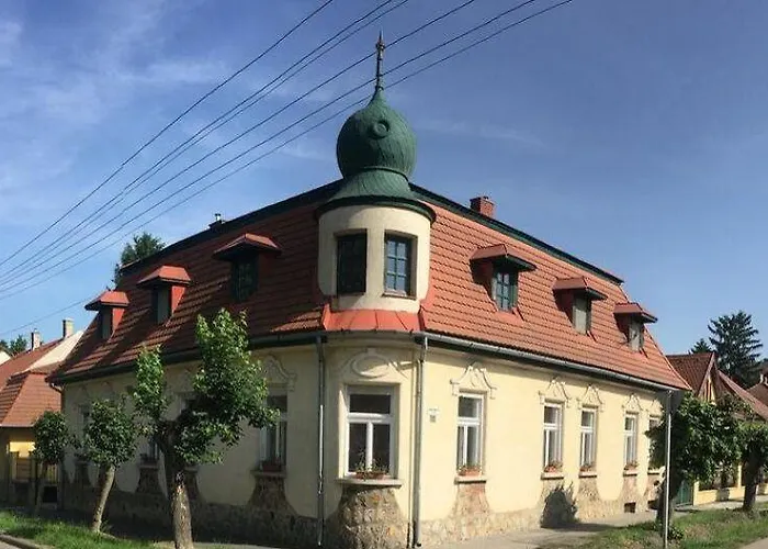 Tulipánvendégház 3*