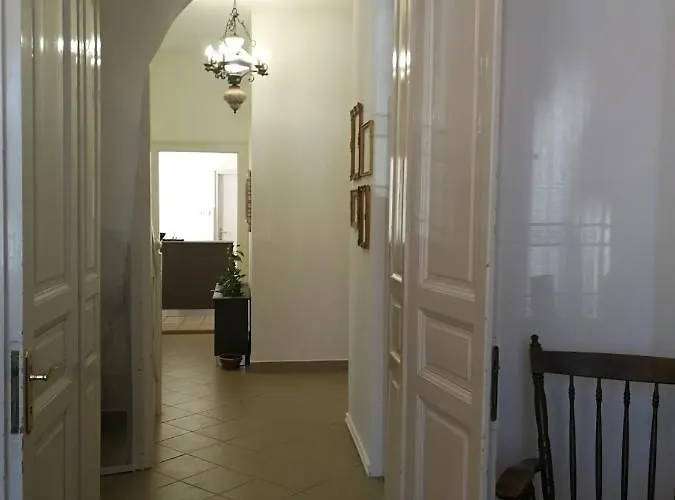 Casa de hóspedes Tulipánvendégház 3*