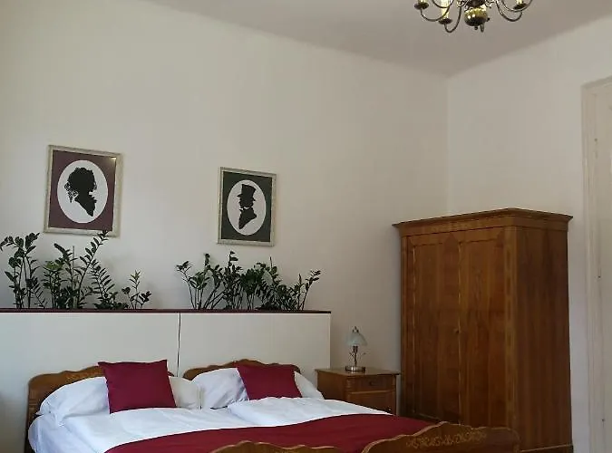 Tulipánvendégház Casa de hóspedes Keszthely